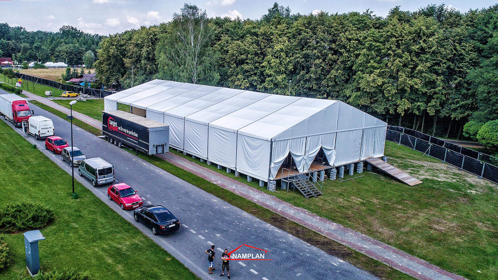hala imprezowa 20x40m -z podłogą na off festival